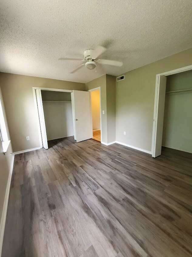 Foto principal - 725 Beverly Ln
