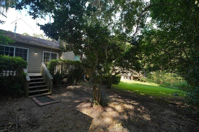 Foto del edificio - 1401 Sturbridge Pl