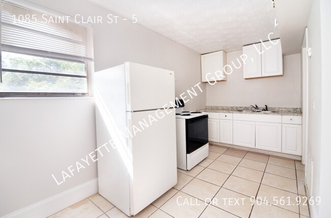 Foto del edificio - 1085 St Clair St