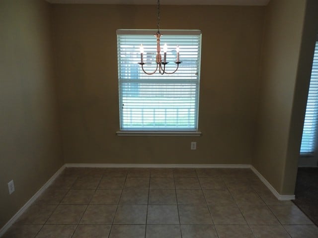 Building Photo - 1804 Heron Dr