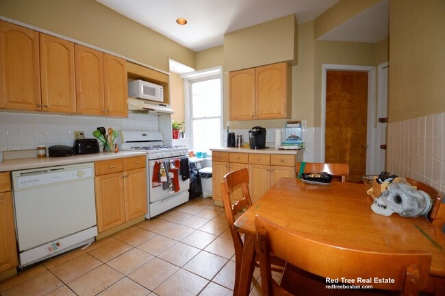 Photo - 10 Strathmore Rd Apartment