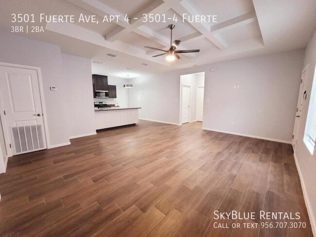 Building Photo - 3501 Fuerte Ave