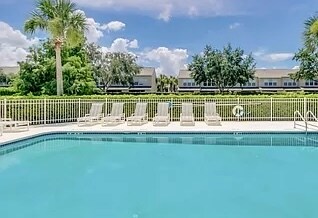 Foto principal - 1304 Hampton Park Ln