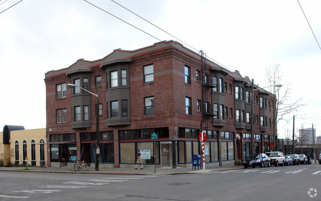 Foto del edificio - The Chester Apartments