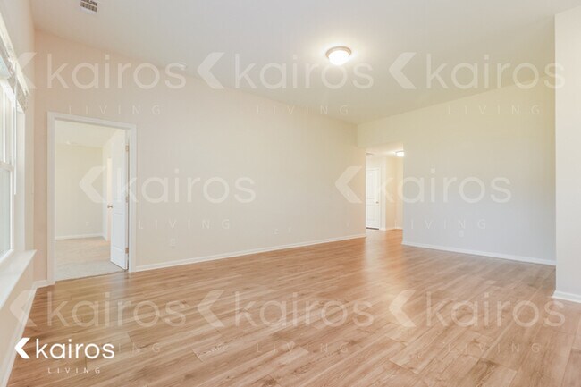 Foto del edificio - 26 Red Oak Dr.