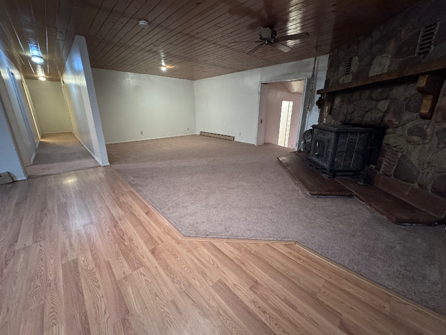 Building Photo - 1356 Shenandoah Dr