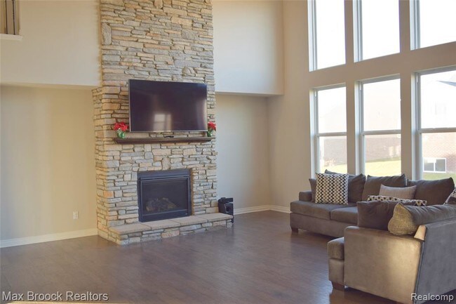 Foto del edificio - 3150 Huntsman Blvd