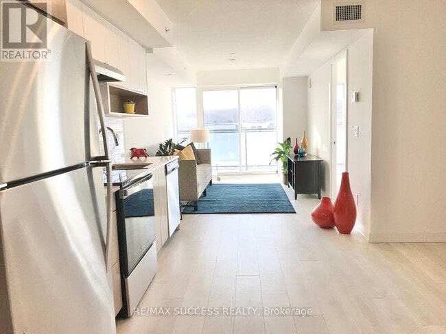 Building Photo - 1117 Cooke Blvd.