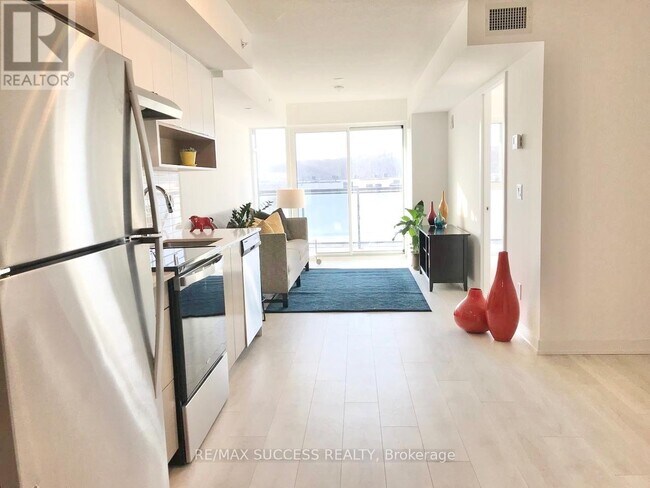 Photo du bâtiment - 1117 Cooke Blvd.