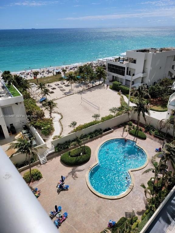 Building Photo - 4001 S Ocean Dr
