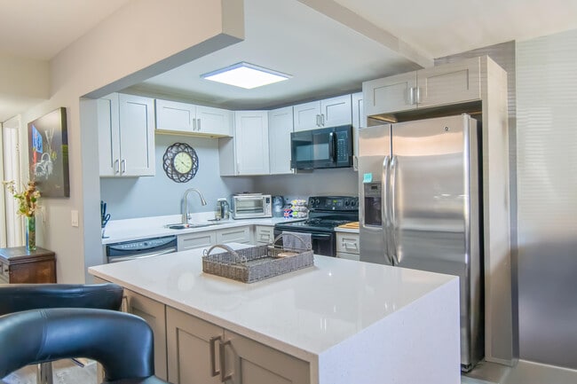 Building Photo - 246 Northampton M