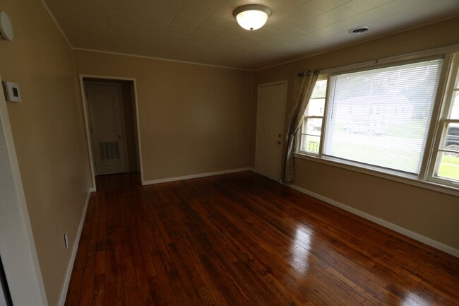 Building Photo - 2407-2407 Flint Hills Dr