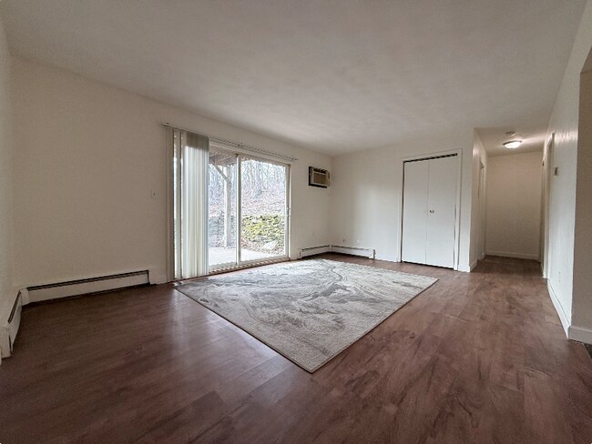 Foto del edificio - 6007 Oran Ave