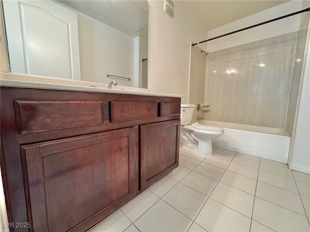 Foto principal - 32 E Serene Ave