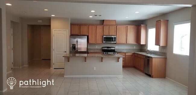 Building Photo - 1025 Peaceful Glen Ct