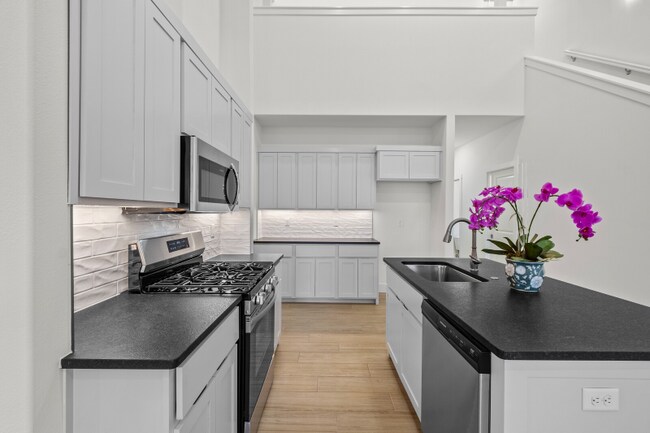 Foto del edificio - 712 Sun Meadows Loop
