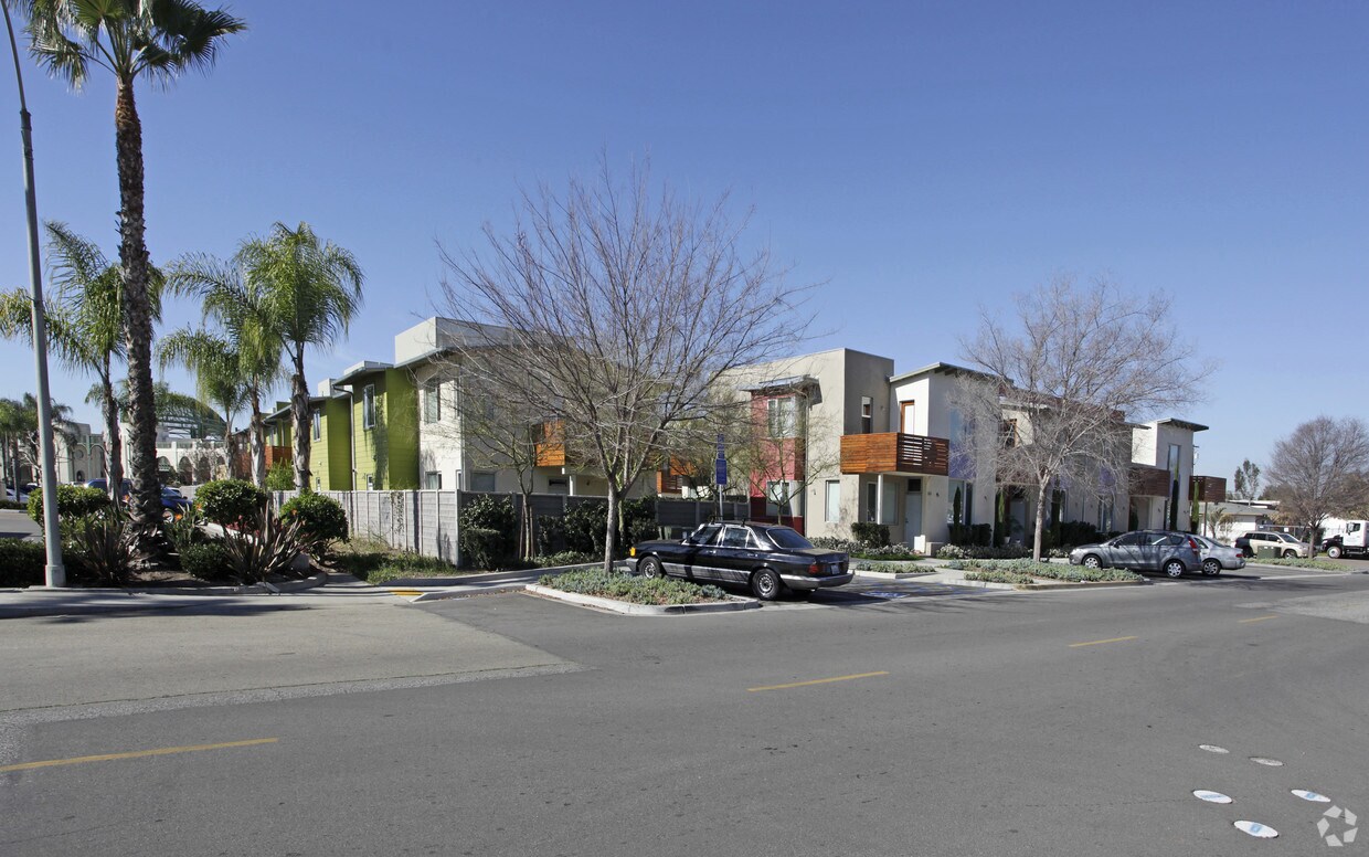251299 N Kalmia St, Escondido, CA 92025 Apartments in Escondido, CA