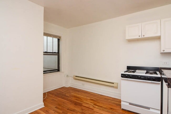 Foto del edificio - 1352 N Dearborn St