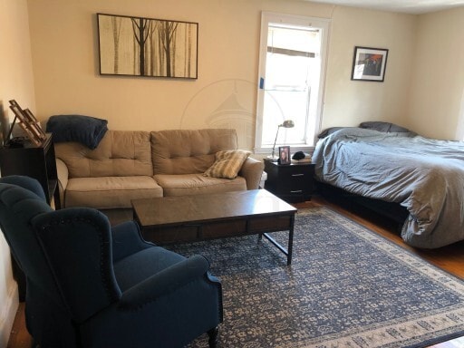 Building Photo - 30 Day St