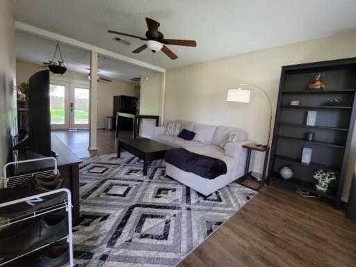 Foto del edificio - 502 Bellmar Ln