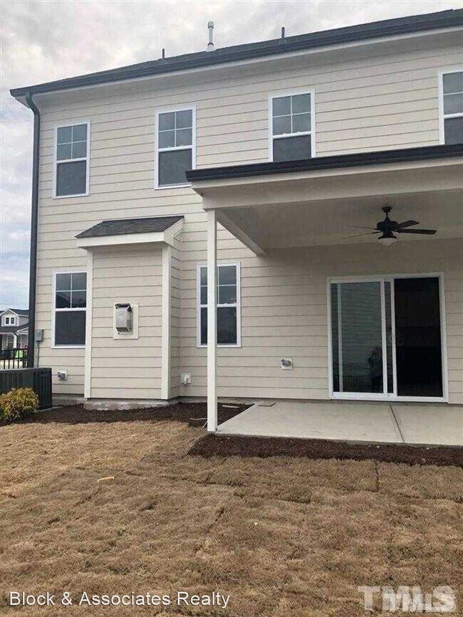 Building Photo - 1904 Cypress Cove Dr