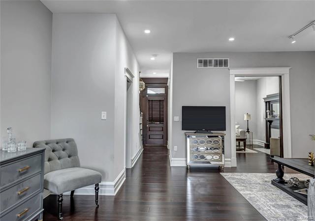 Foto del edificio - 1043 S Taylor Ave