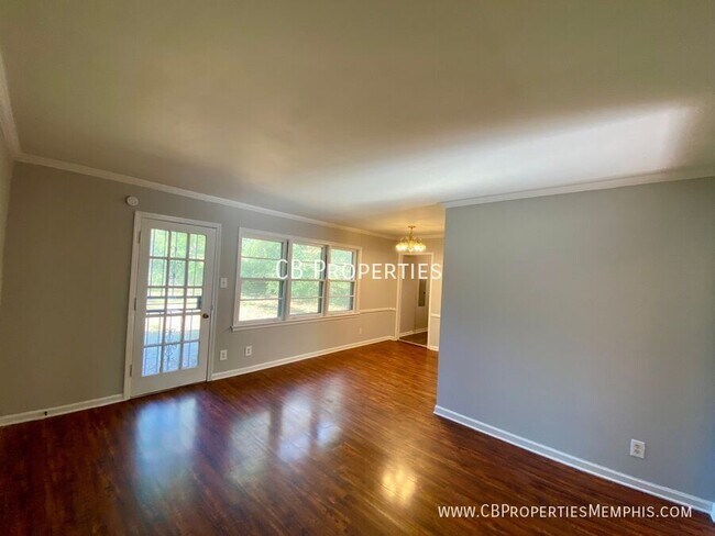 Building Photo - 4114 Southlawn Ave