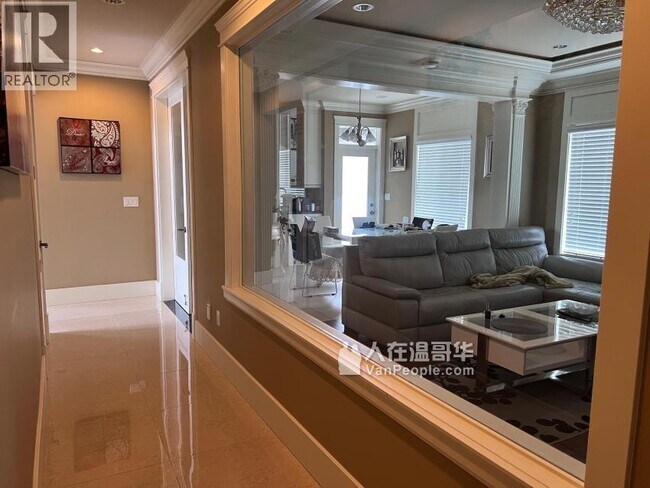 Photo du bâtiment - 9531 Chapmond Crescent