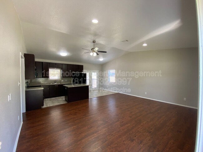 Foto del edificio - 6600 Herbert Rd