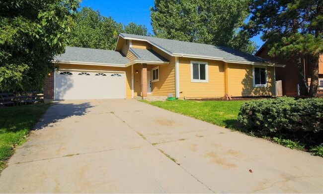 Photo - 2910 Rolling Wood Loop House