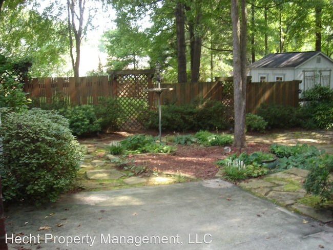 Building Photo - 8710 Highland Ridge Ln