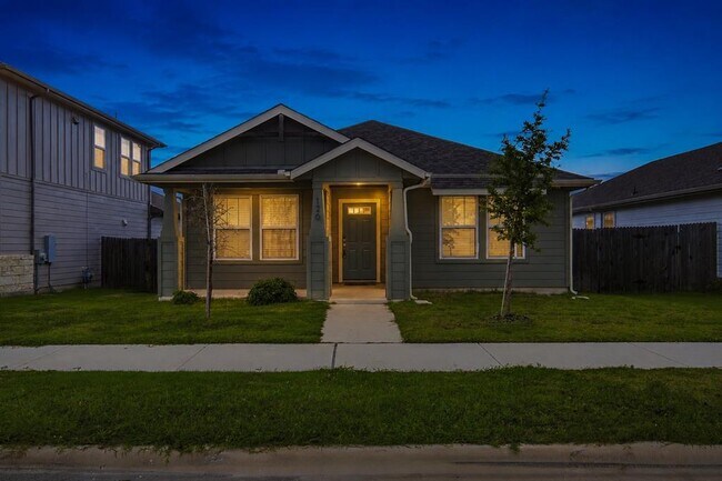 Building Photo - 126 Fairmeadow Downs Dr