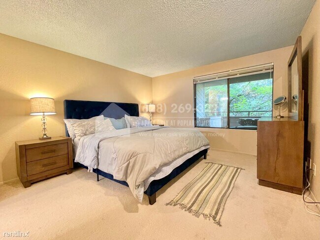 Building Photo - 2 br, 1.5 bath Condo - 15123 Sunwood Blvd ...
