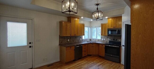 Building Photo - Secluded South Weber Home in Cul-de-Sac