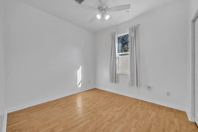 Foto del edificio - 453 Alston Dr