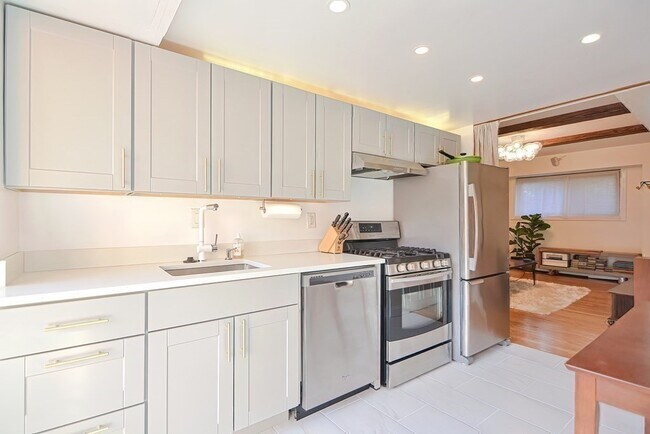 Foto del edificio - 1722 Commonwealth Ave