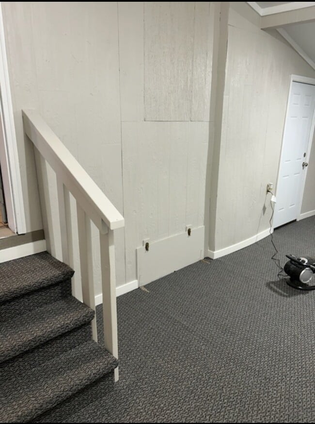 Building Photo - Eaton Road