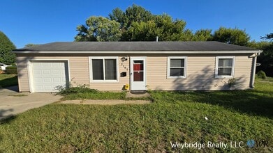 Building Photo - 3197 Palmyra Dr