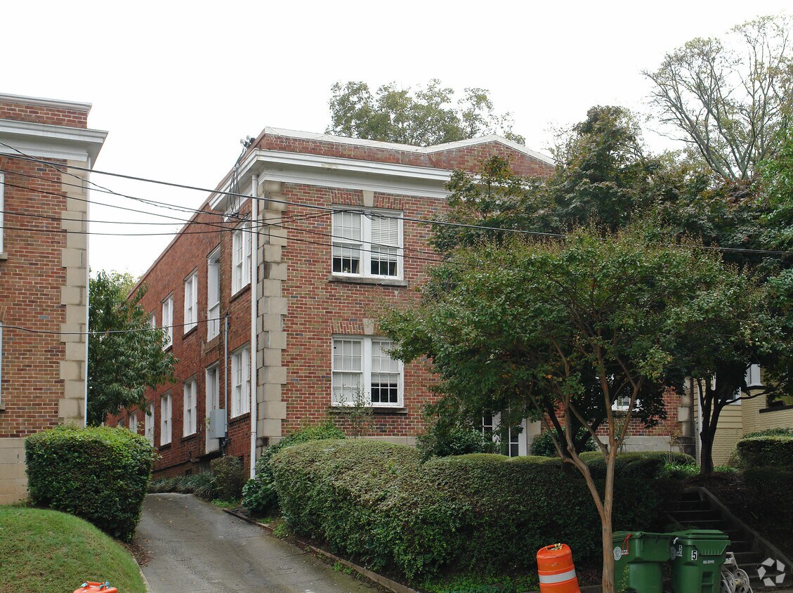 Foto del edificio - 991 N Highland Ave NE
