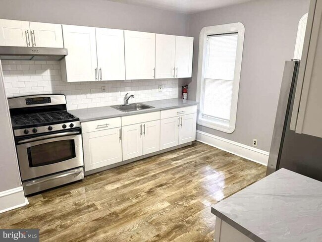 Foto del edificio - 6539 Park Ave