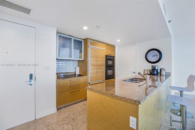 Foto del edificio - 1830 S Ocean Dr