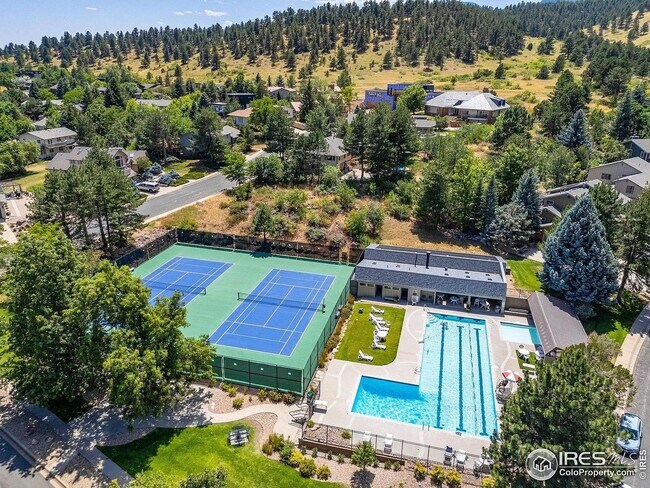 Foto del edificio - 4 Bed 3 Bath Home in South Boulder's Devil...