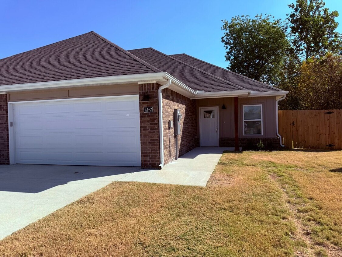 Foto principal - ***41 E. Bottlebrush Bend***