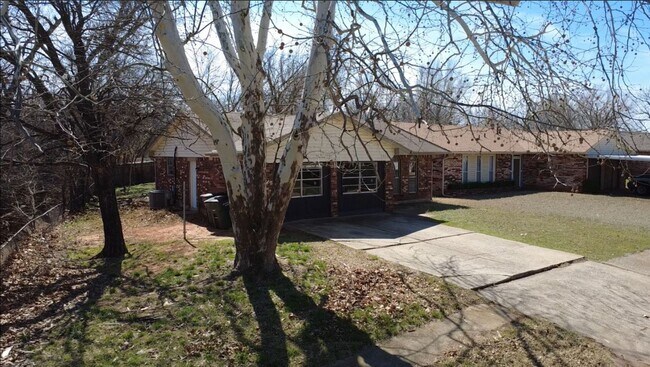 Foto del edificio - Beautiful, spacious home in Del City - corner lot!