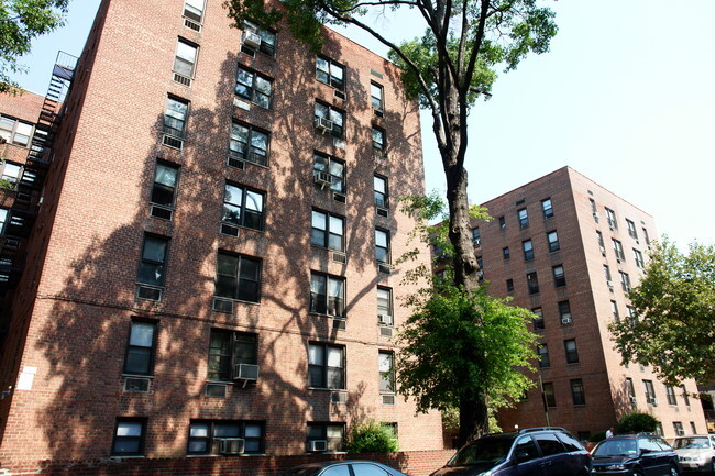 144-25 de Roosevelt Ave. - 144-25 Roosevelt Ave