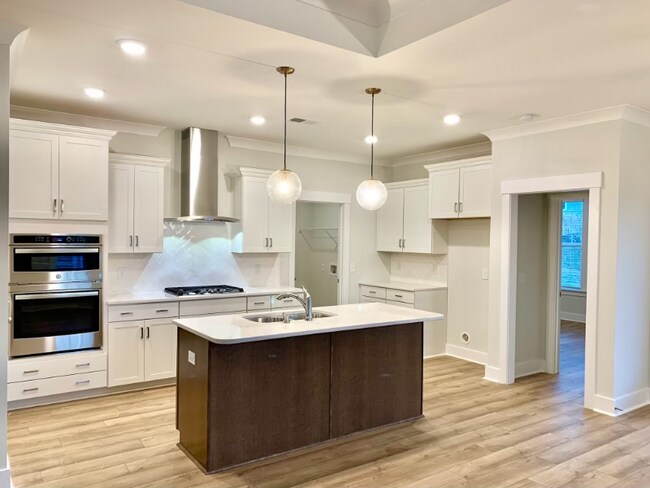 Building Photo - 403 Plumblee Ln