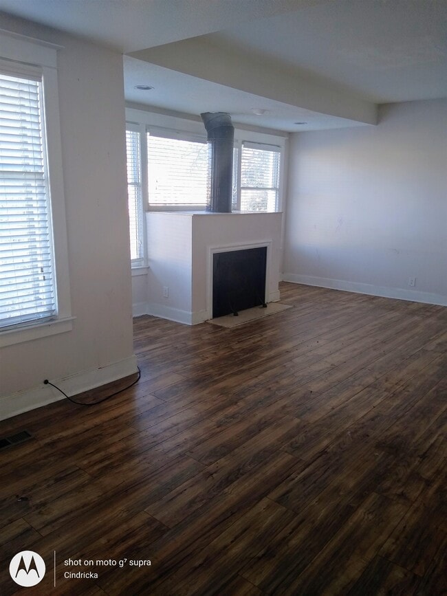 Building Photo - 1212 Dorothy Pl
