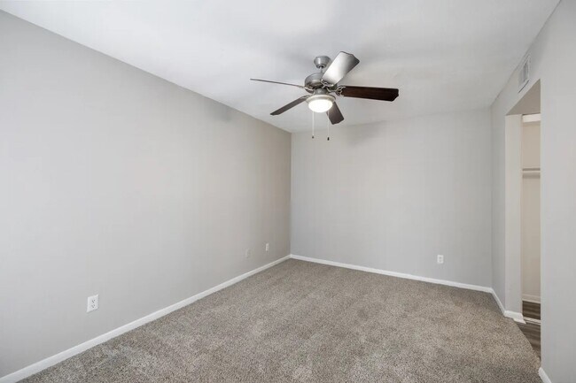 Foto del edificio - 11715 S Glen Dr