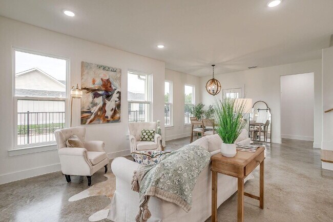 Building Photo - Brand New 3 bedroom Home in Granbury Community!