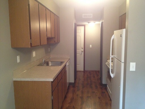 Building Photo - 3333 NE 162nd Ave